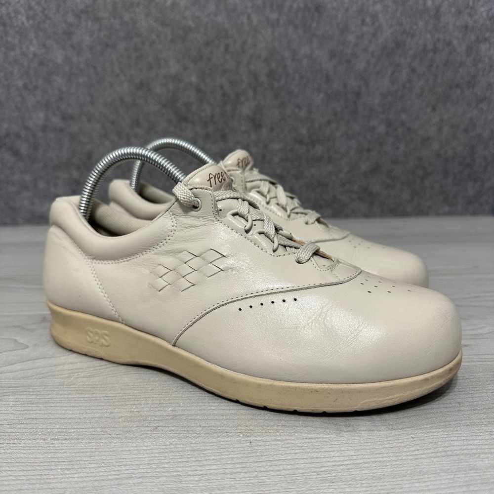 SAS Womens Sz 8 WW Free Time Walking Shoes Bone Leather Lace Up Sneakers